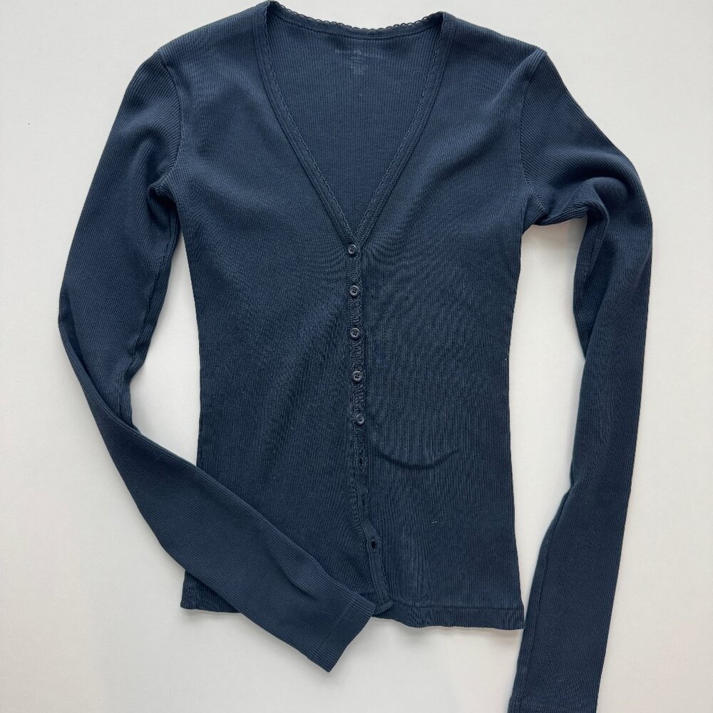 NEW Brandy Melville V-Neck Button Up Long Sleeve